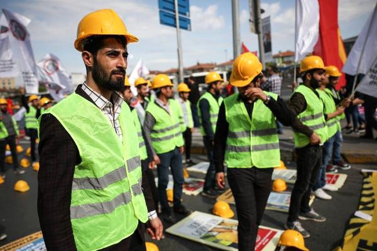 Fotoğraflarla/ Bakırköy'de 1 Mayıs Hazırlıkları Başladı