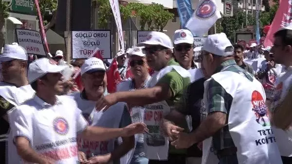 Muğla'da 1 Mayıs Yürüyüşünde Arbede