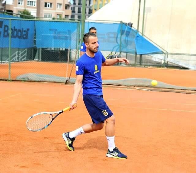 Soldado ve Dirar, Otizme Dikkat Çekmek İçin Tenis Oynadı!