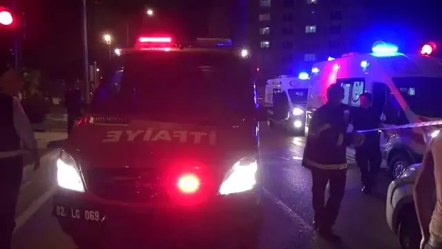 Adıyaman'da Zincirleme Trafik Kazası: 6 Yaralı Adıyaman'da Zincirleme Trafik Kazası: 6 Yaralı