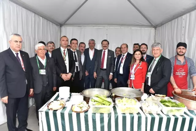 Atso, TOBB'un 75. Genel Kurulunda Adıyaman Çiğ Köftesini Tanıttı Atso, TOBB'un 75. Genel Kurulunda Adıyaman Çiğ Köftesini Tanıttı
