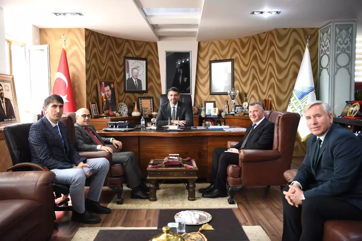 Başkan Kocaman'a Yoğun İlgi Devam Ediyor