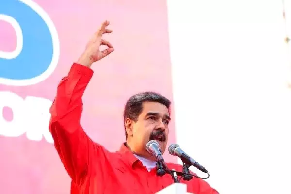 Maduro'dan 'Ulusal Değişim Planı'na Katılım Çağrısı Maduro'dan 'Ulusal Değişim Planı'na Katılım Çağrısı