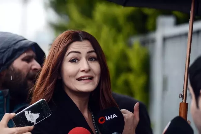 Oyuncu Deniz Çakır'ın Hakim Karşısına Çıkacağı Tarih Belli Oldu Oyuncu Deniz Çakır'ın Hakim Karşısına Çıkacağı Tarih Belli Oldu