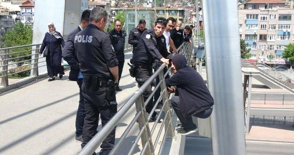 4 Gün Arayla Aynı Yerde, Farklı Sebeplerden İntihara Kalkıştı