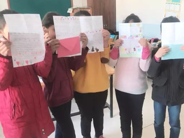 Bozyazılı Öğrenciler ile Doğubayazıt'taki Askerler Mektup Arkadaşlığında Buluştu