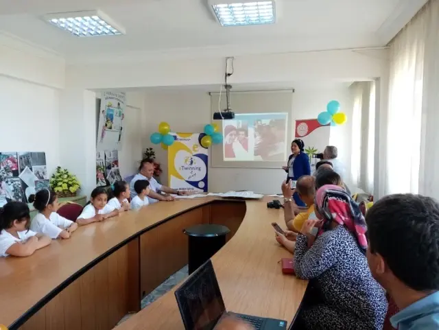 Bozyazılı Öğrenciler ile Doğubayazıt'taki Askerler Mektup Arkadaşlığında Buluştu