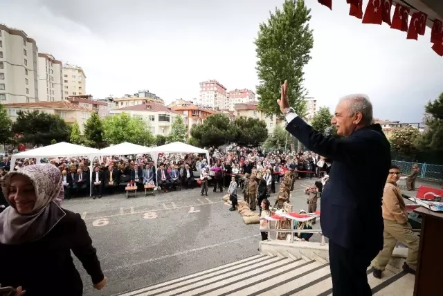 Milli Mücadelenin 100. Yılı Kutlamaları Ümraniye'deki Fatih İlkokulu'nda Başladı Milli Mücadelenin 100. Yılı Kutlamaları Ümraniye'deki Fatih İlkokulu'nda Başladı
