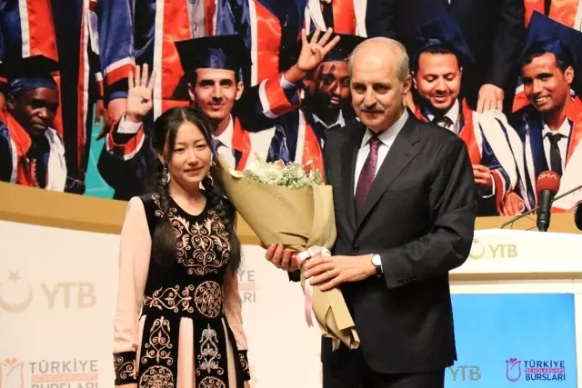 Numan Kurtulmuş: 'Yeni Bir Para Sistemine Geçerek, Dolara Bağımlığı Azaltmalıyız' Numan Kurtulmuş: 'Yeni Bir Para Sistemine Geçerek, Dolara Bağımlığı Azaltmalıyız'