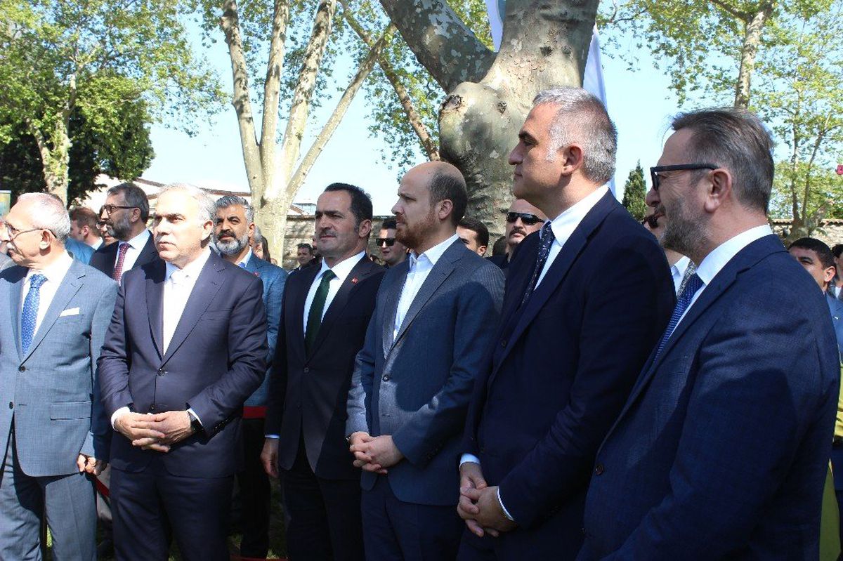 Ruz-ı Hızır Okçuluk Sezonu Bakan Ersoy ve Bilal Erdoğan'ın Ok Atışıyla Başladı