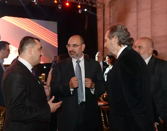 Sabri Ülker Bilim Ödülü Kazananı Doç. Dr. Tamer Önder Oldu Sabri Ülker Bilim Ödülü Kazananı Doç. Dr. Tamer Önder Oldu