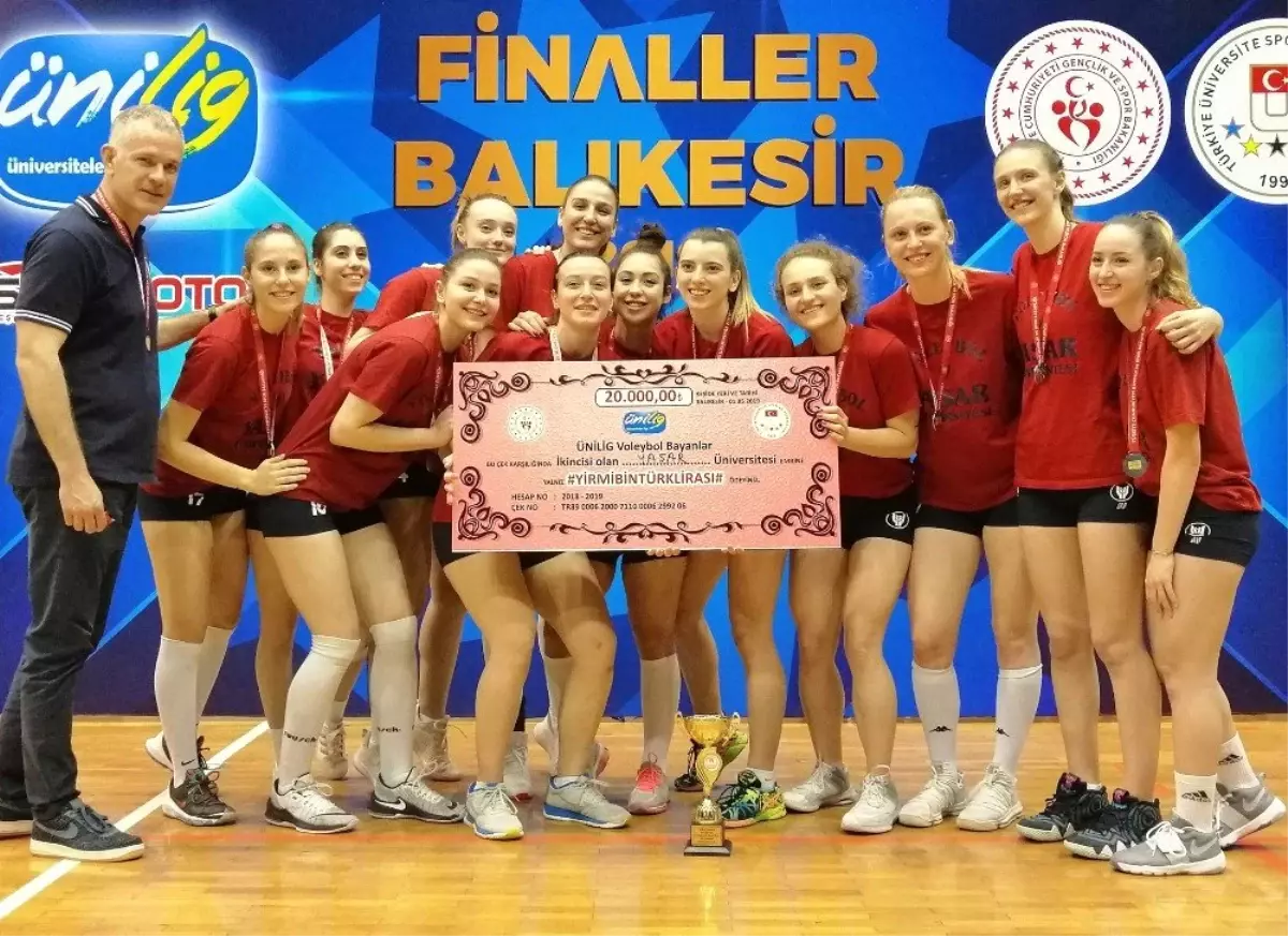 Yaşar'ın Sultanlarından 6. Yılda 6. Madalya