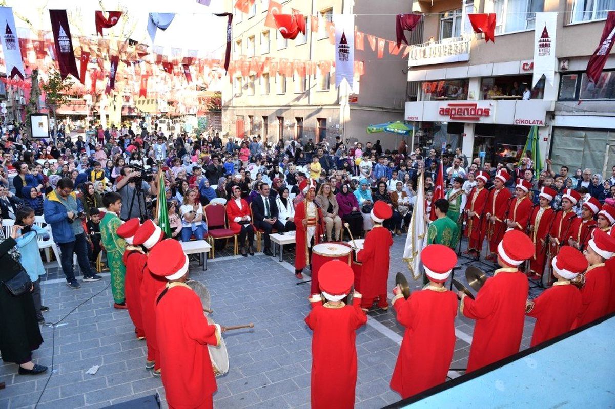 Başkan Yıldız: 'En Büyük Gayemiz Çocuklarımızın En İyi Eğitimi Alması'