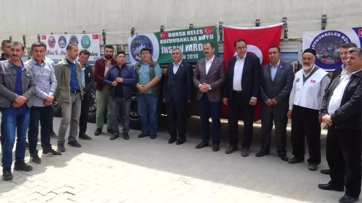 Afrin'deki Türkmenlere Hem Yardım Götürdüler, Hem de Ramazan'da İftar Hazırlayacaklar