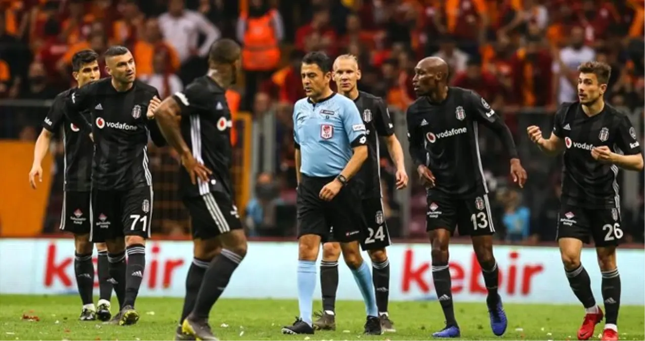Ahmet Cakar Bulent Yildirim Galatasaray I Sampiyon Yapan Hakem Olarak Tarihe Gecti Spor Yorumlari