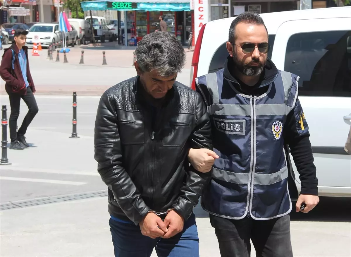 Gasp Şüphelilerini Ayakkabı ve Kaskları Ele Verdi