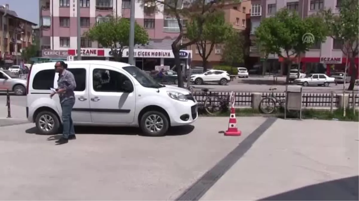 Gasp Şüphelilerini Ayakkabı ve Kaskları Ele Verdi