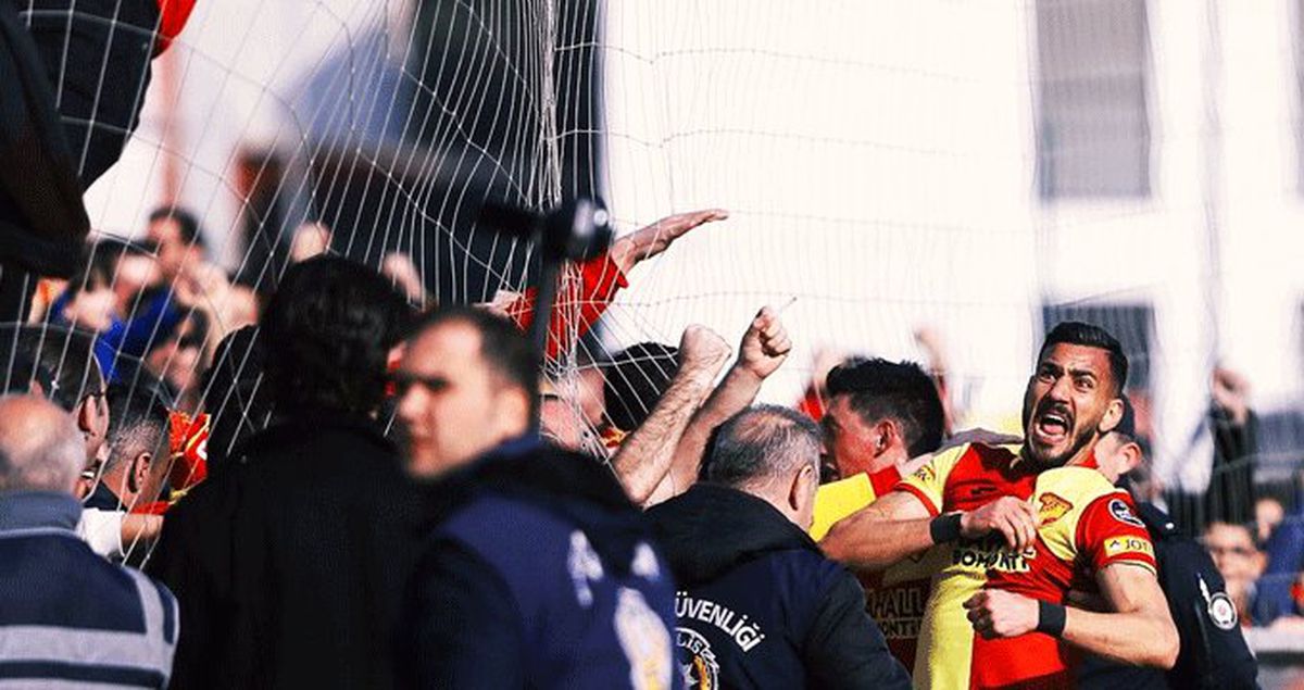 Göztepe Evinde Antalyaspor'u Yendi, Nefes Aldı