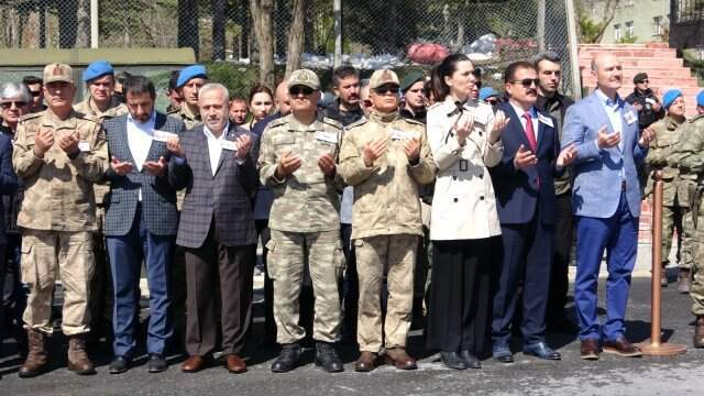 Hakkari'de Şehit Askerler İçin Tören Düzenlendi