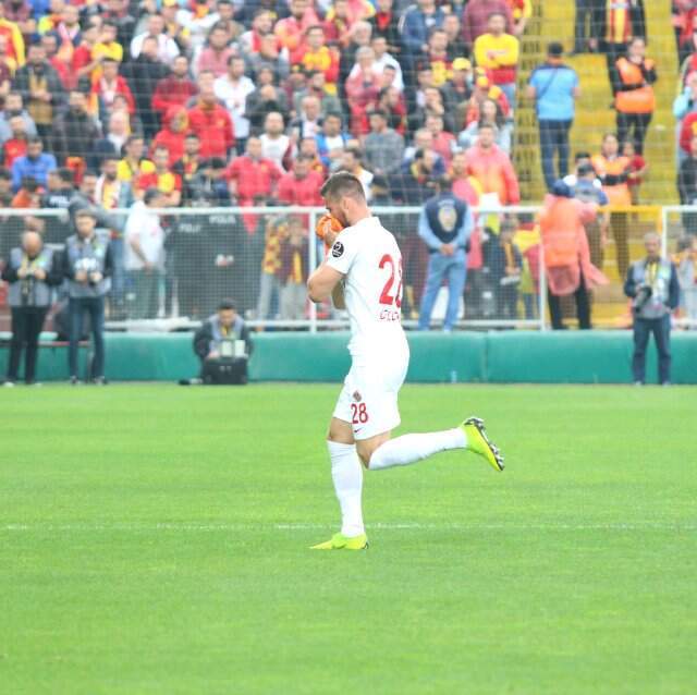 İzmir'de Duygu Dolu Anlar! Josef Sural