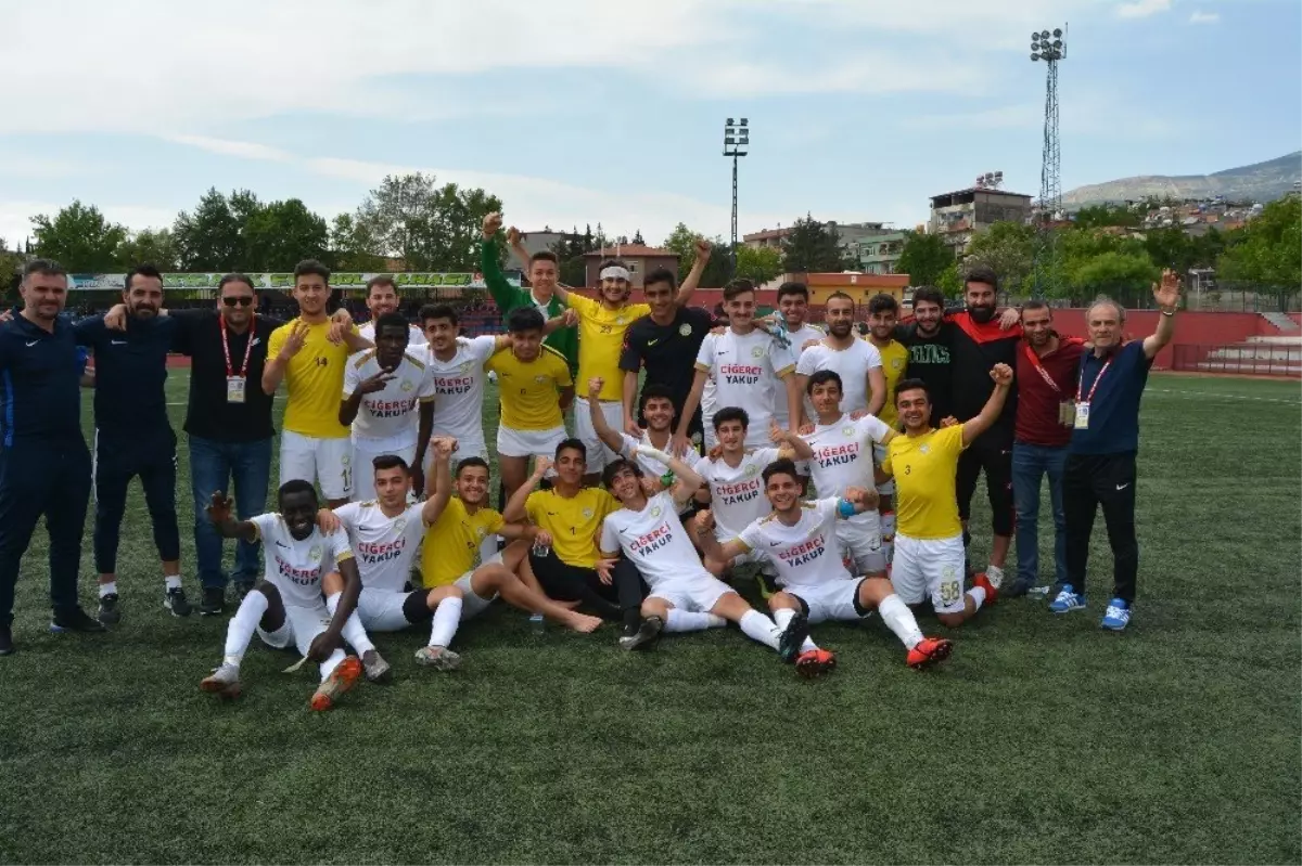 Kahramanmaraş'ta U19 Şampiyonu Talasgücü Belediyespor Oldu