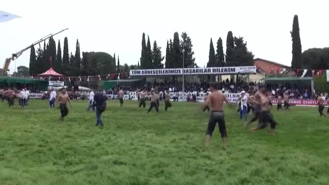 Manavgat Belediyesi 8 Geleneksel Yagli Guresleri Video