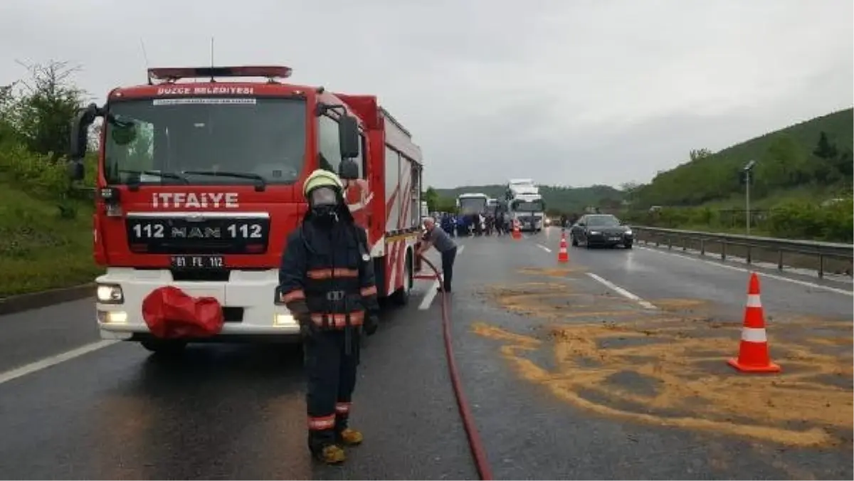 Otoyolda Zincirleme Kazada Kilometrelerce Kuyruk Oluştu