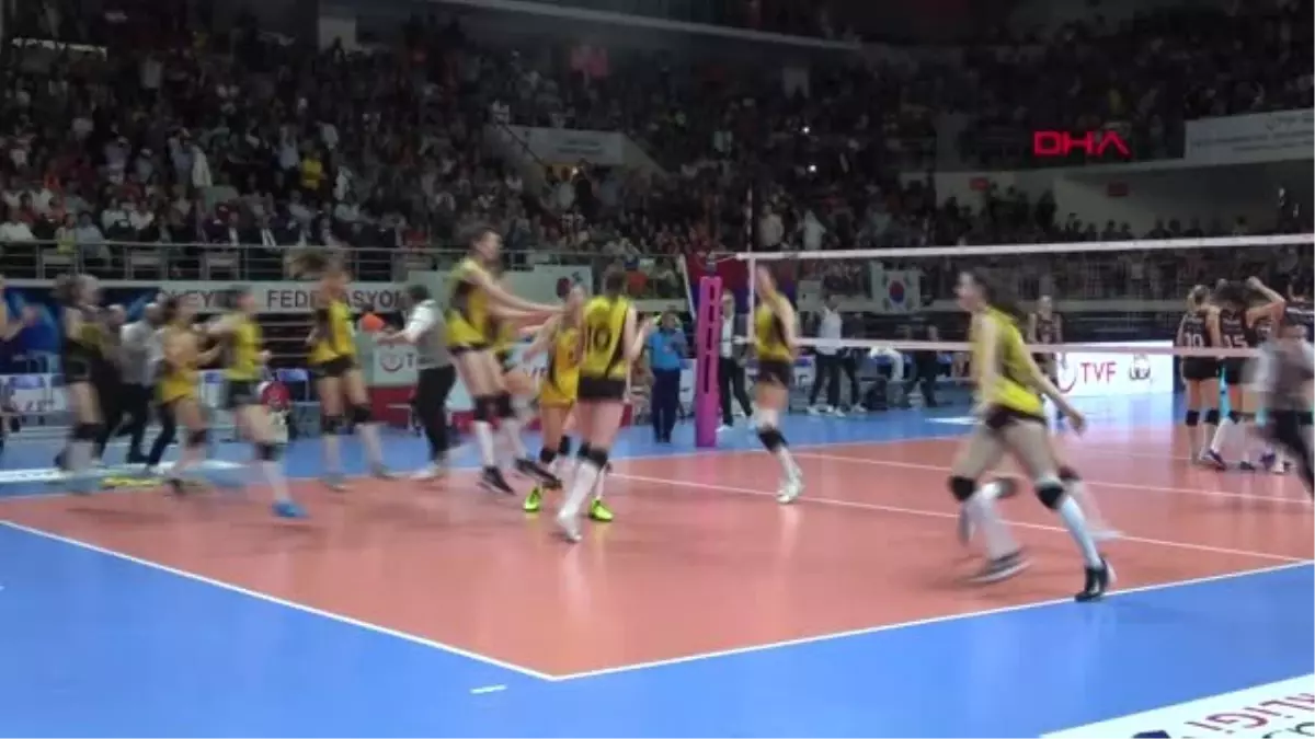 Spor Vakıfbank, 2018-2019 Sezonu Şampiyonu Oldu - 1