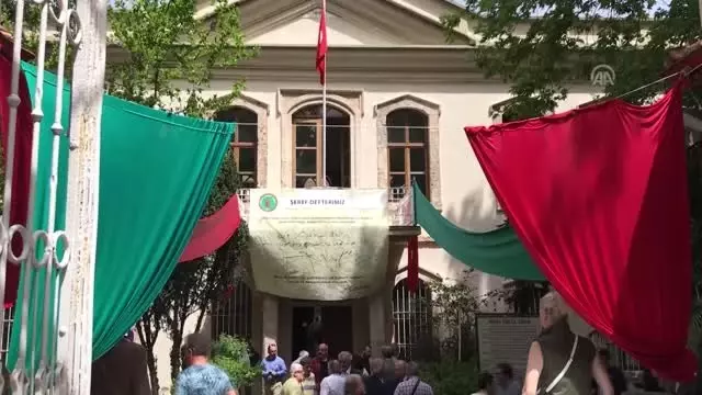 Sultan Abdülhamid'in Yaptırdığı Lisede '136'ncı Pilav Günü' Sultan Abdülhamid'in Yaptırdığı Lisede '136'ncı Pilav Günü'