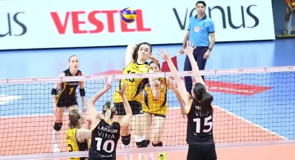 Vakıfbank, 2018-2019 Sezonu Şampiyonu Oldu Vakıfbank, 2018-2019 Sezonu Şampiyonu Oldu