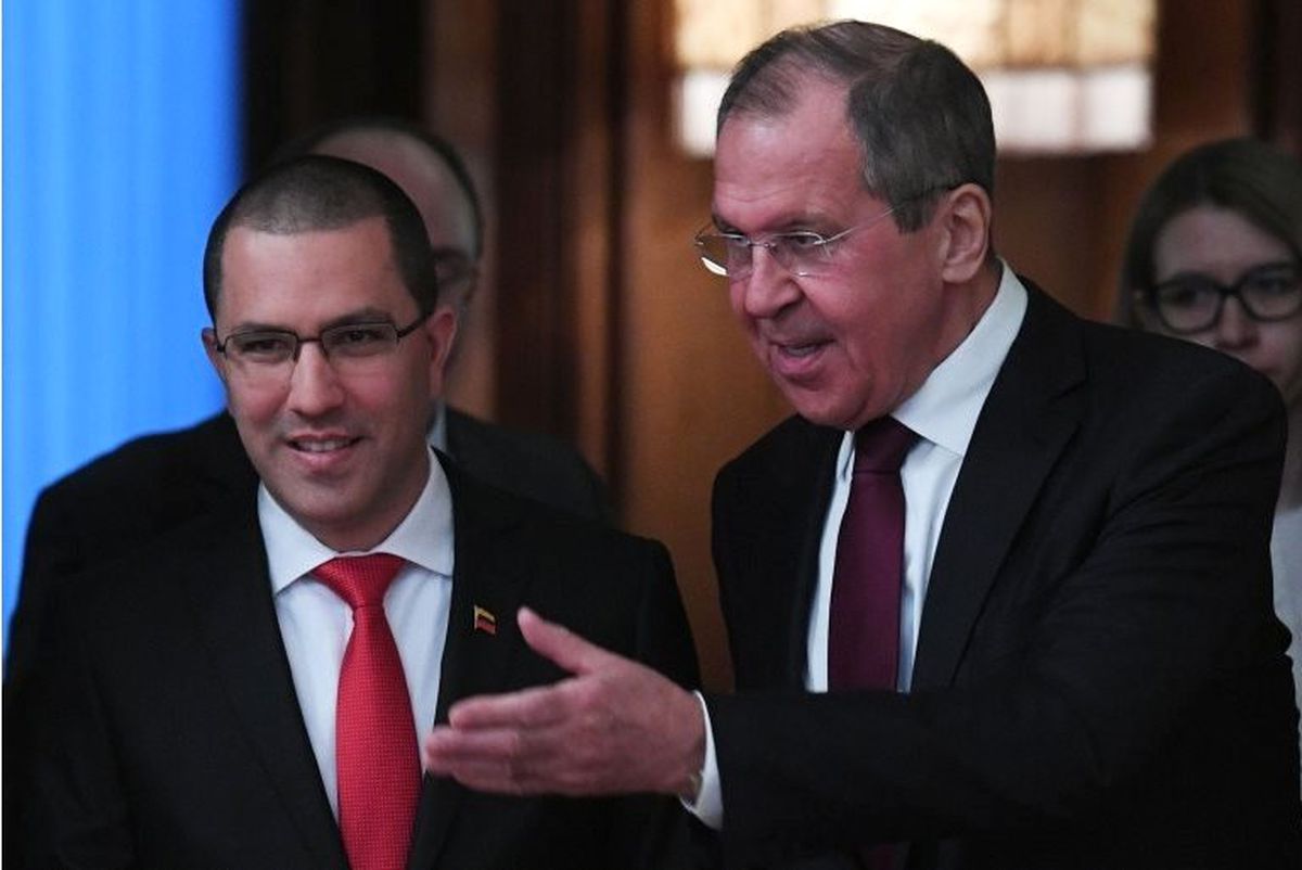 Venezuela: Rusya ABD'den Rejimi Değiştirmeye Çalışmaktan Vazgeçmesini İstedi