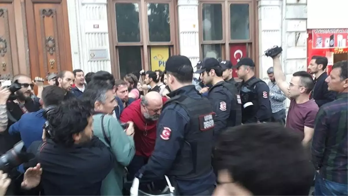 Anti Kapitalist Müslümanlar'ın İftarına Polis Müdahalesi: İhsan Eliaçık Gözaltında