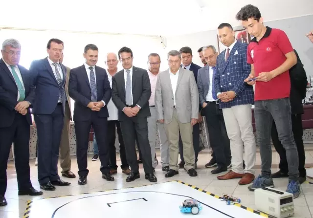 Atb Lisesi'ne Robotik Kodlama Sınıfı