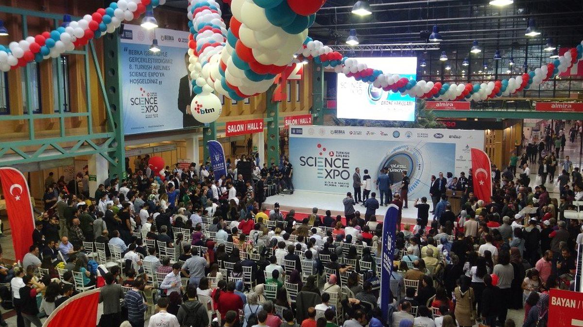 Bursa Bilim Festivali'nde Dereceye Girenler Ödüllendirildi
