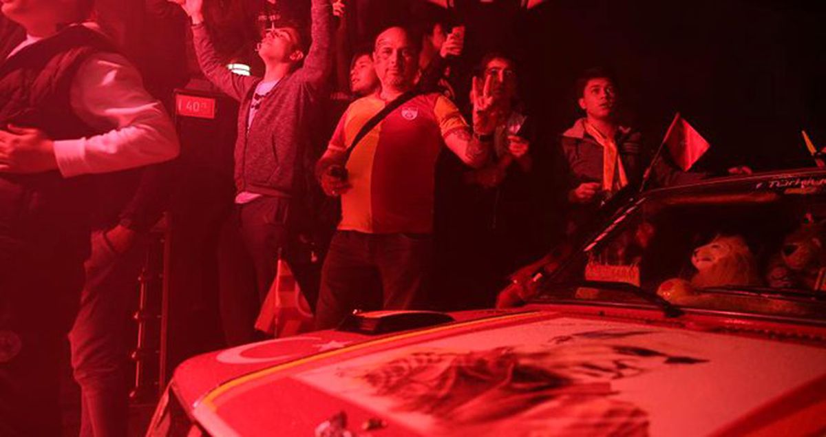 Galatasaray'a Florya'da Coşkulu Karşılama