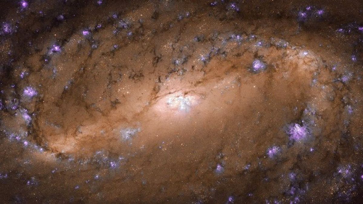 Hubble'dan Hayran Kalacağınız Arketipik Sarmal Galaksi Fotoğrafı