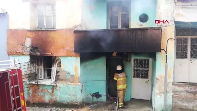 İzmir Sayaç Okumaya Gitti, Baba ve Oğlun Hayatını Kurtardı İzmir Sayaç Okumaya Gitti, Baba ve Oğlun Hayatını Kurtardı