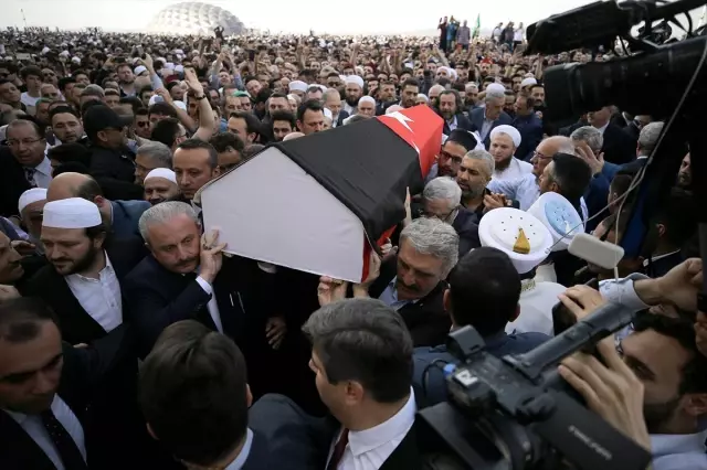 Tarihçi Mısıroğlu, Son Yolculuğuna Uğurlandı Tarihçi Mısıroğlu, Son Yolculuğuna Uğurlandı