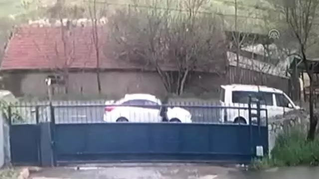 Başakşehir'de Araçlardan Hırsızlık Yapan Zanlı Tutuklandı Başakşehir'de Araçlardan Hırsızlık Yapan Zanlı Tutuklandı