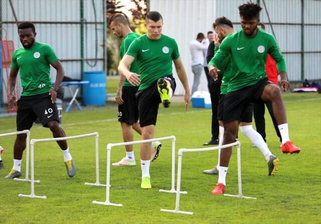 Galatasaray Maçı Öncesi Çaykur Rizespor'da Vedat Muriqi ve Aatıf Antrenmana Katılmadı