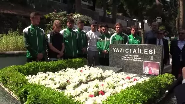 İbrahim Yazıcı Mezarı Başında Anıldı - Bursa İbrahim Yazıcı Mezarı Başında Anıldı - Bursa