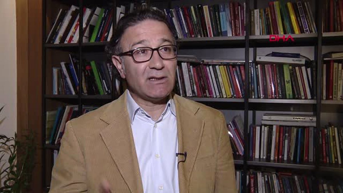 Şafak Altun'un Yeni Kitabı 'uyumsuzlar' Raflarda