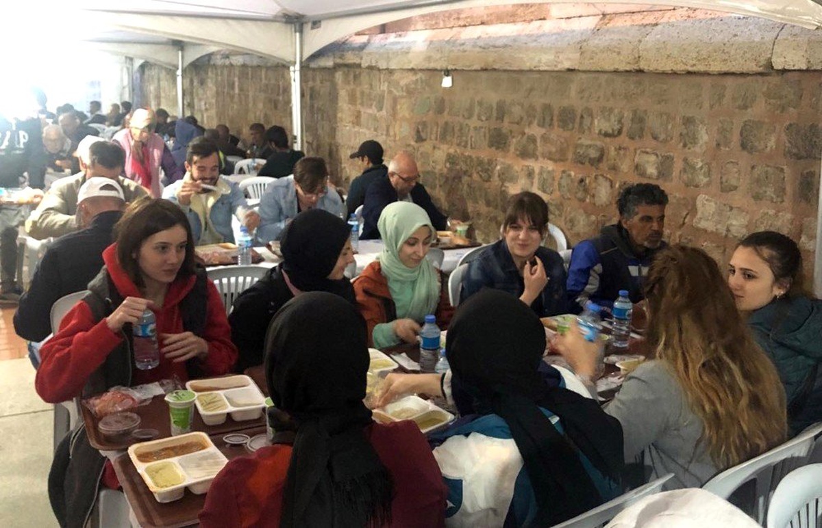 Selimiye'de İlk İftar