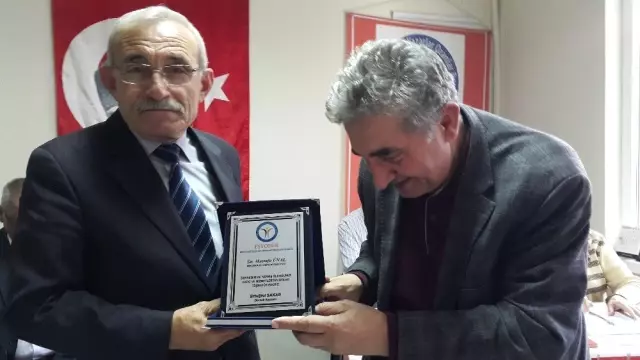 Eşyoder'den Şair Mustafa Ünal'a Ödül