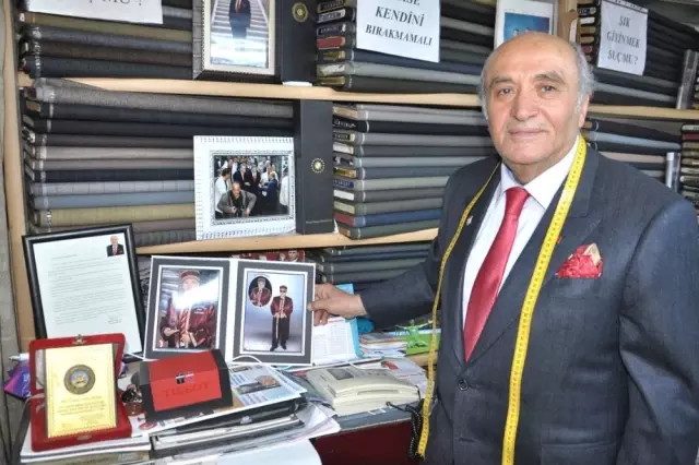 Gelişen Teknolojiye Rağmen 59 Yıldır Mesleğini Ayakta Tutmaya Çalışıyor Gelişen Teknolojiye Rağmen 59 Yıldır Mesleğini Ayakta Tutmaya Çalışıyor