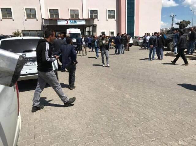 Korucu, Eşi ve 1 Yaşındaki Oğlunu Öldürdü, 2 Oğlunu Ağır Yaraladı