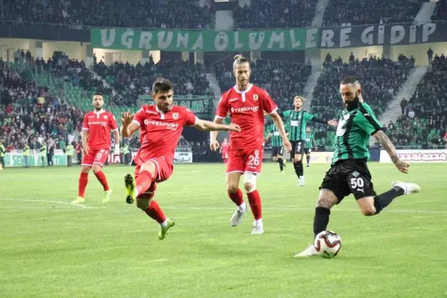 Tff 2. Lig Play-Off Çeyrek Final: Sakaryaspor: 1 - Samsunspor: 0