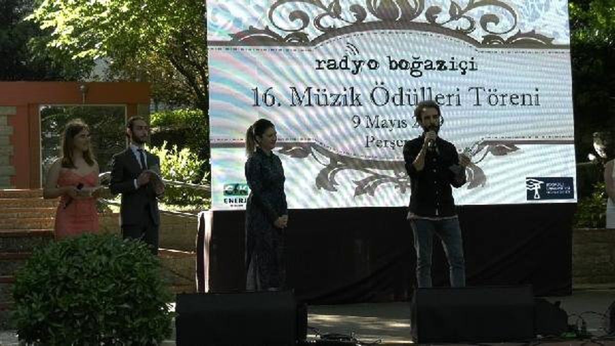 16'ncı 'Radyo Boğaziçi' Müzik Ödülleri Sahiplerini Buldu