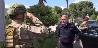 Serinyol: Akar: 'Suriye Rejimi, İdlib'in Güneyinde Kontrol Alanını Genişletmeye Çalışıyor' Serinyol: Akar: 'Suriye Rejimi, İdlib'in Güneyinde Kontrol Alanını Genişletmeye Çalışıyor'