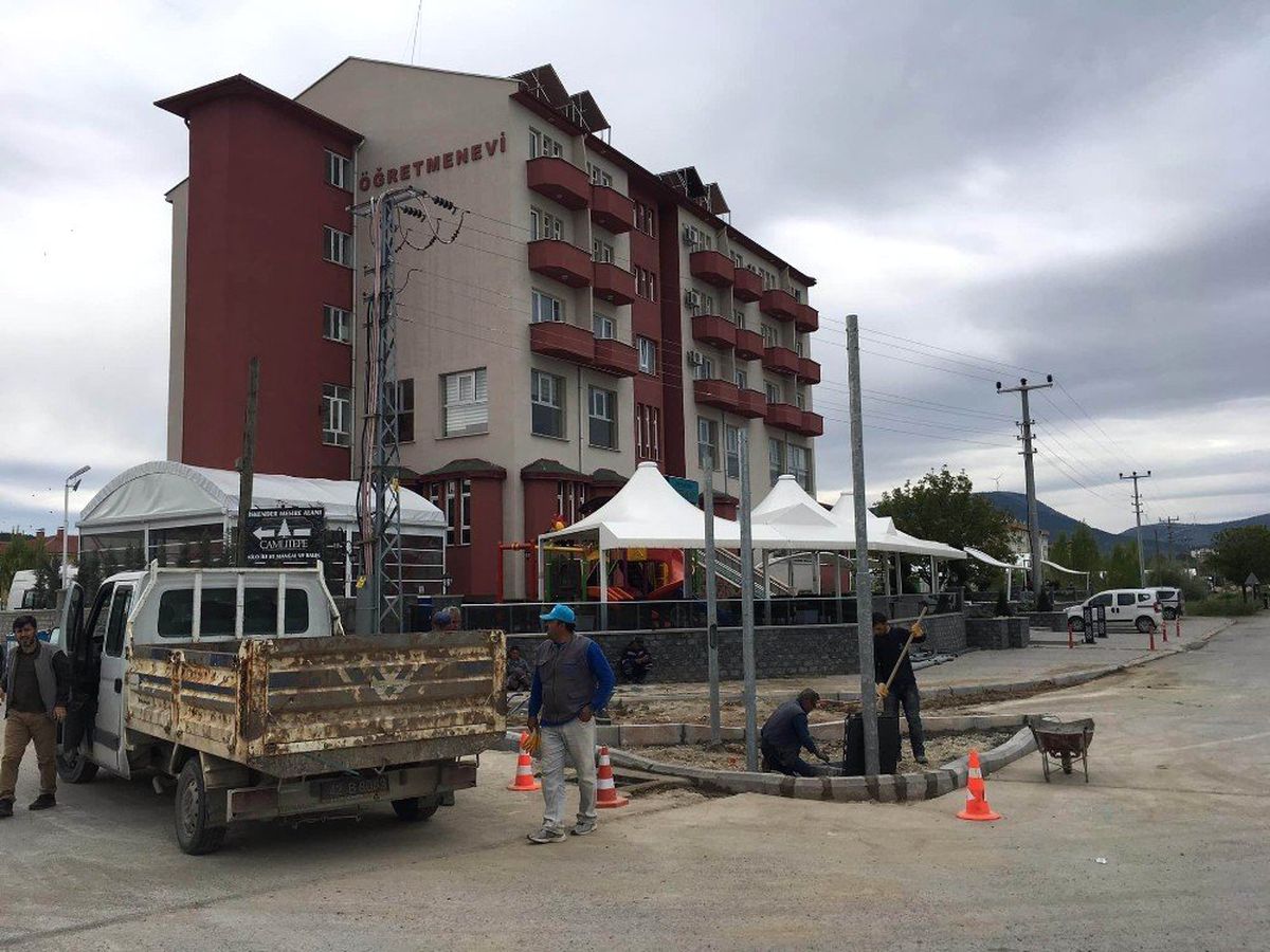 Beyşehir'de Öğretmenevi Kavşağına Sinyalizasyon Sistemi Kuruluyor